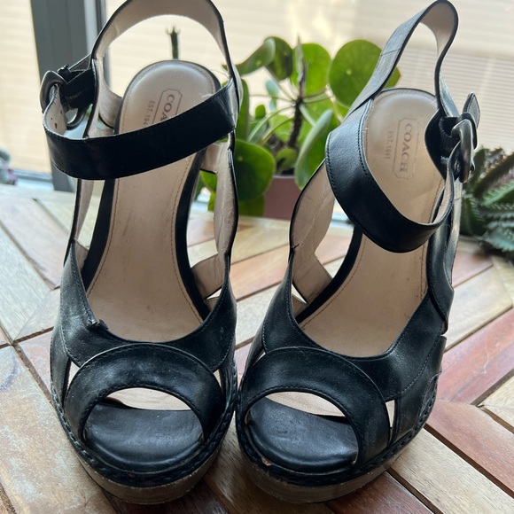 Coach Tamara Black Leather Heels 👠 - Picture 3 of 8